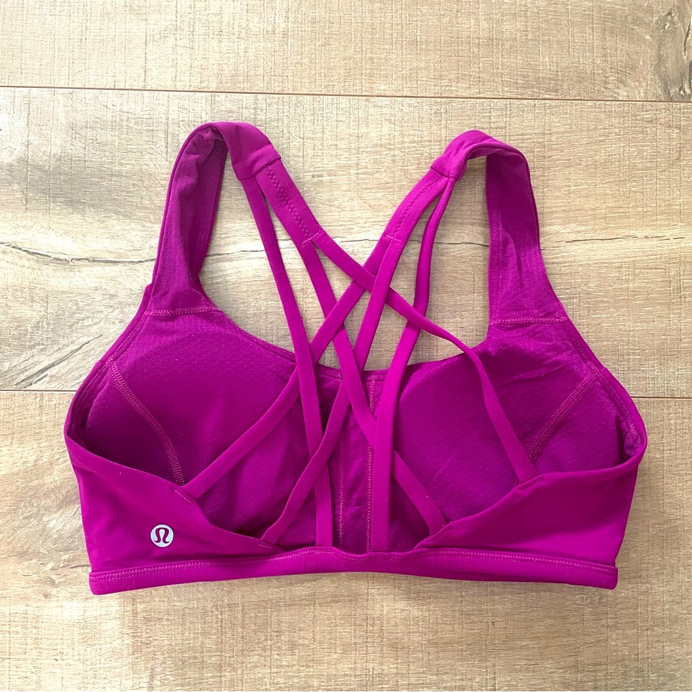 Lululemon Sports Bra, Size 6